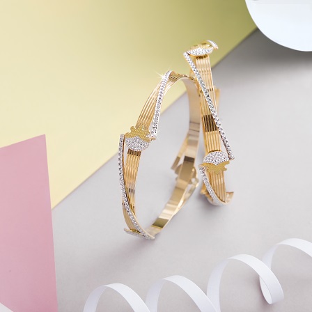 Gold arm and wrist jewellery, Narenkumar Jewellers